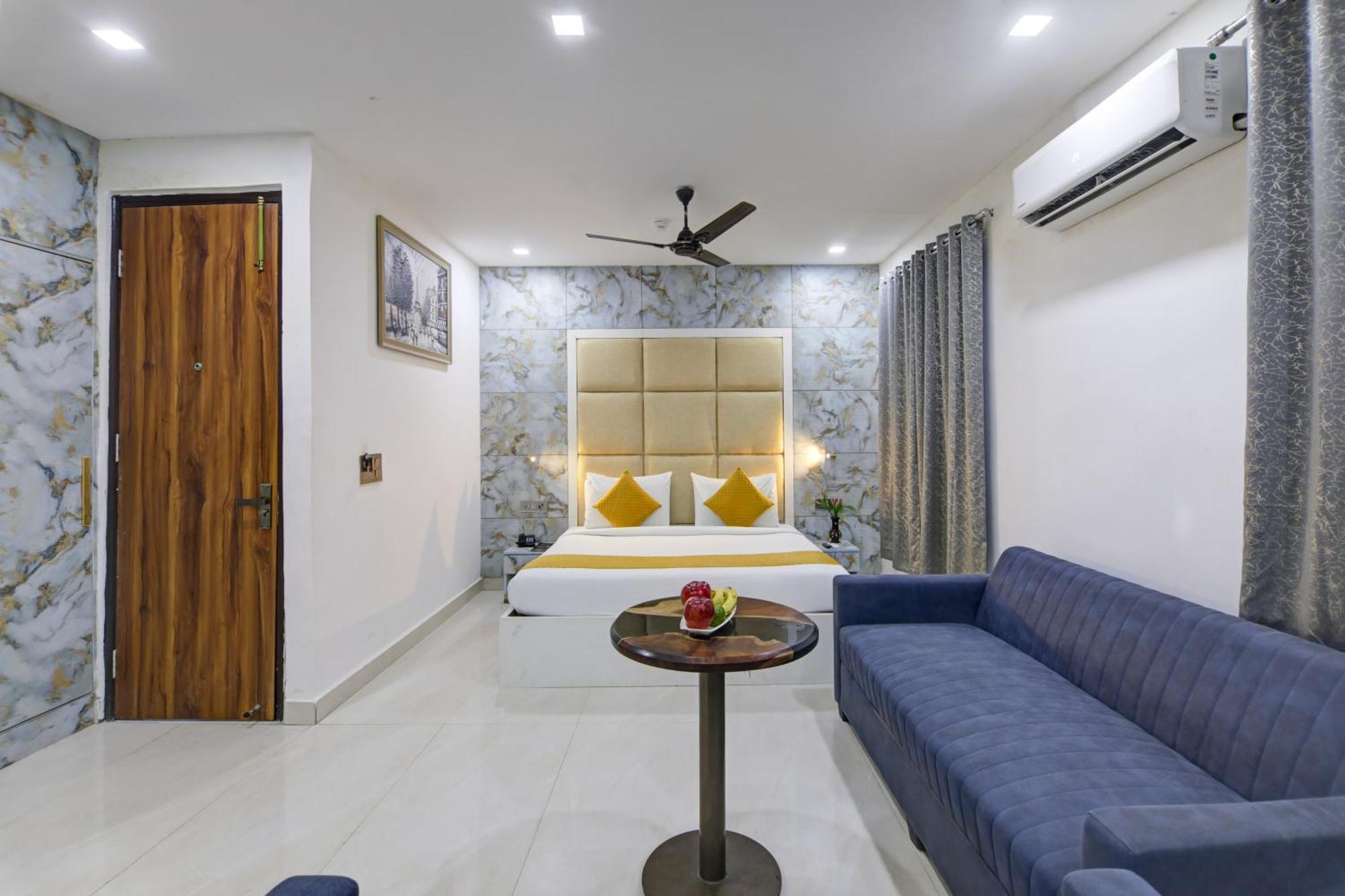 Status By Hotel The Emporio Ghaziabad Luaran gambar