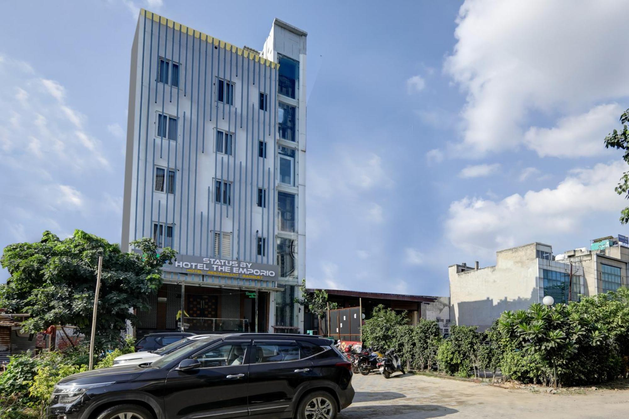 Status By Hotel The Emporio Ghaziabad Luaran gambar