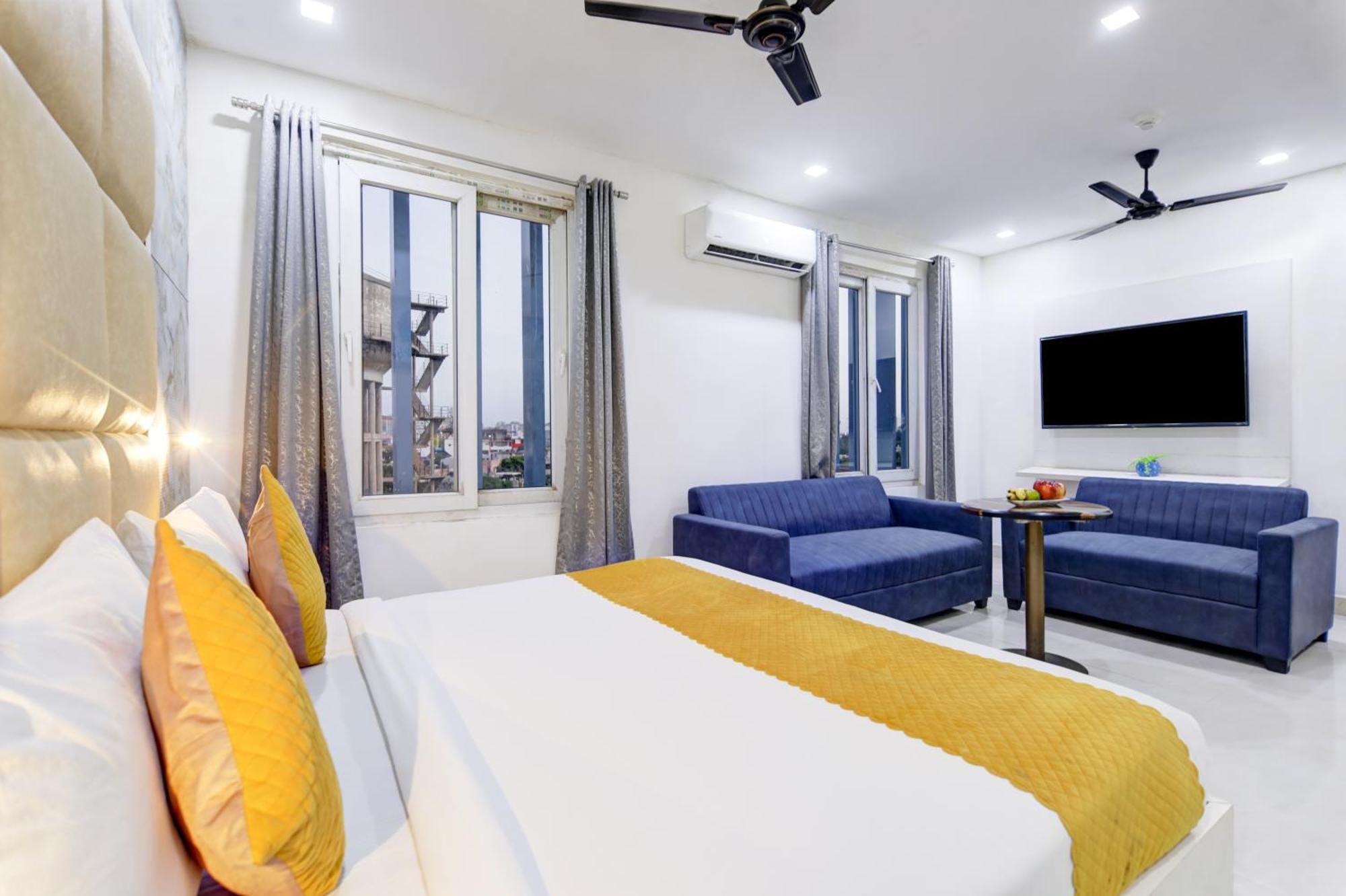 Status By Hotel The Emporio Ghaziabad Luaran gambar